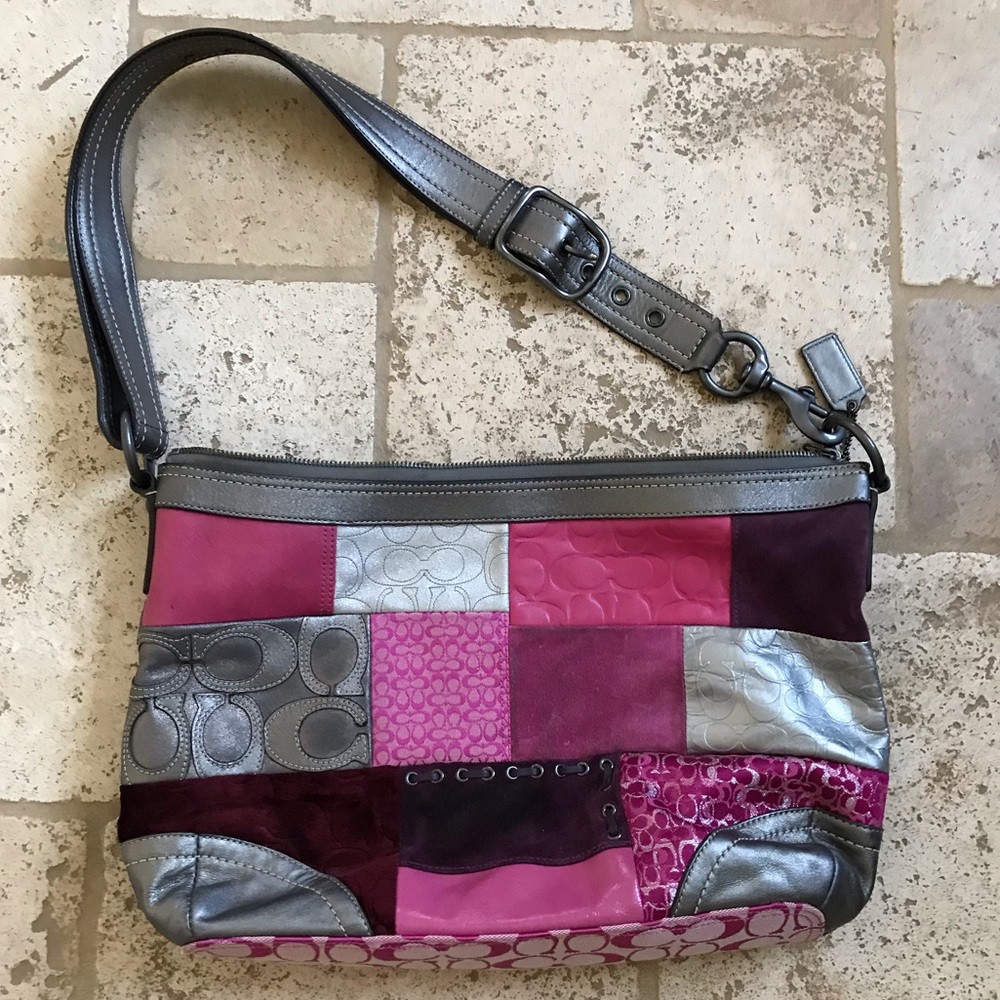 COACH HANDBAG